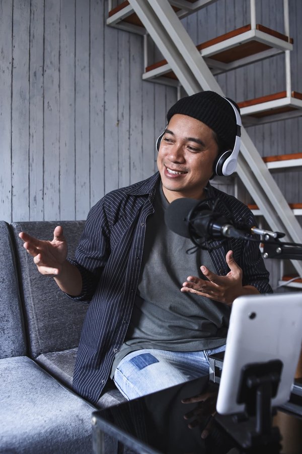 Comment les startups peuvent-elles tirer parti des podcasts pour le marketing ?